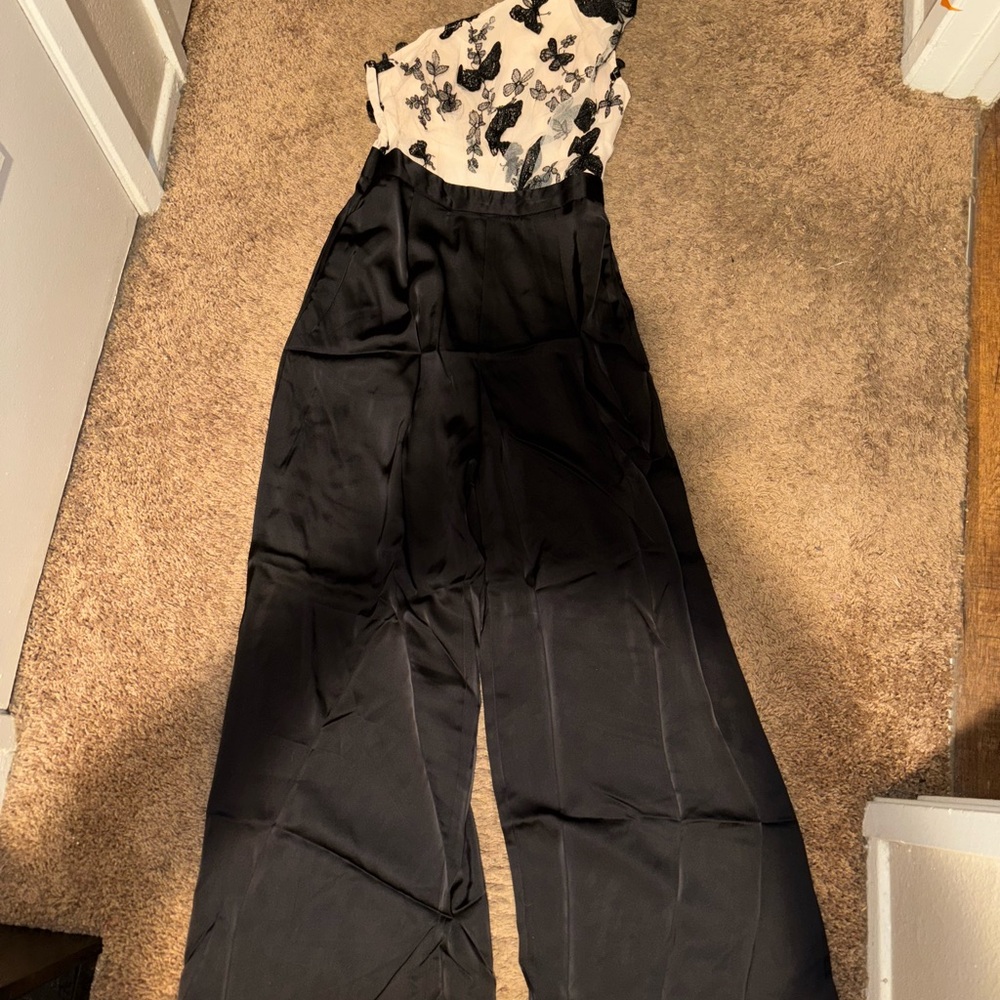 Black and White Floral Jumpsuit with Wide-Leg Pants